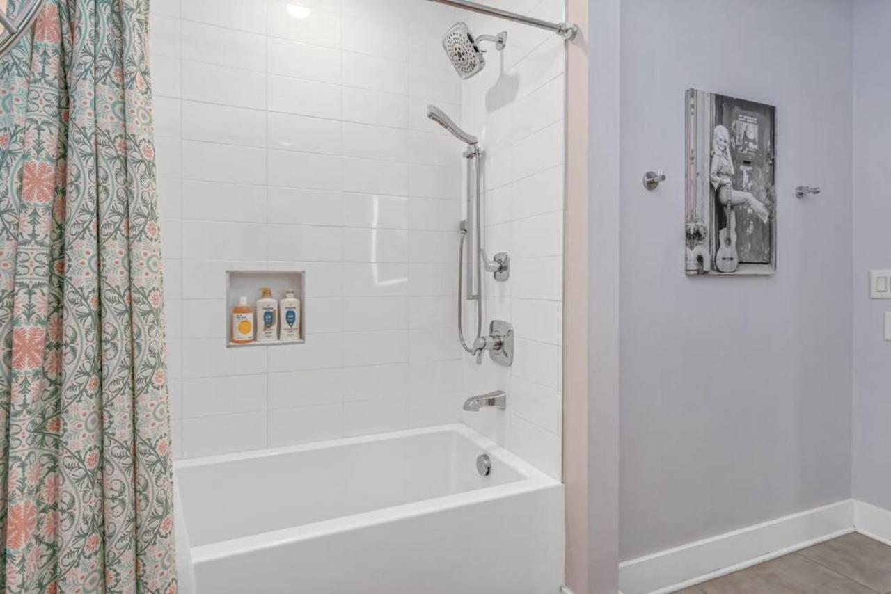 Nashville 3 Bed, 1 Bedroom With Washer, Dryer And Parking Εξωτερικό φωτογραφία